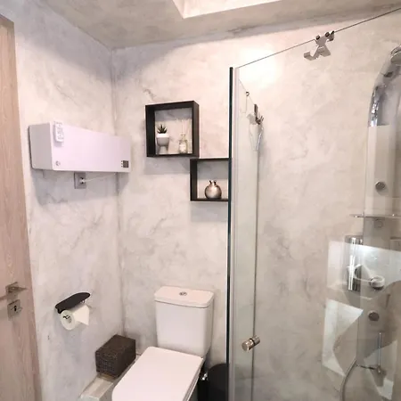 Modern In Vibrant Kolonaki Area * Athen